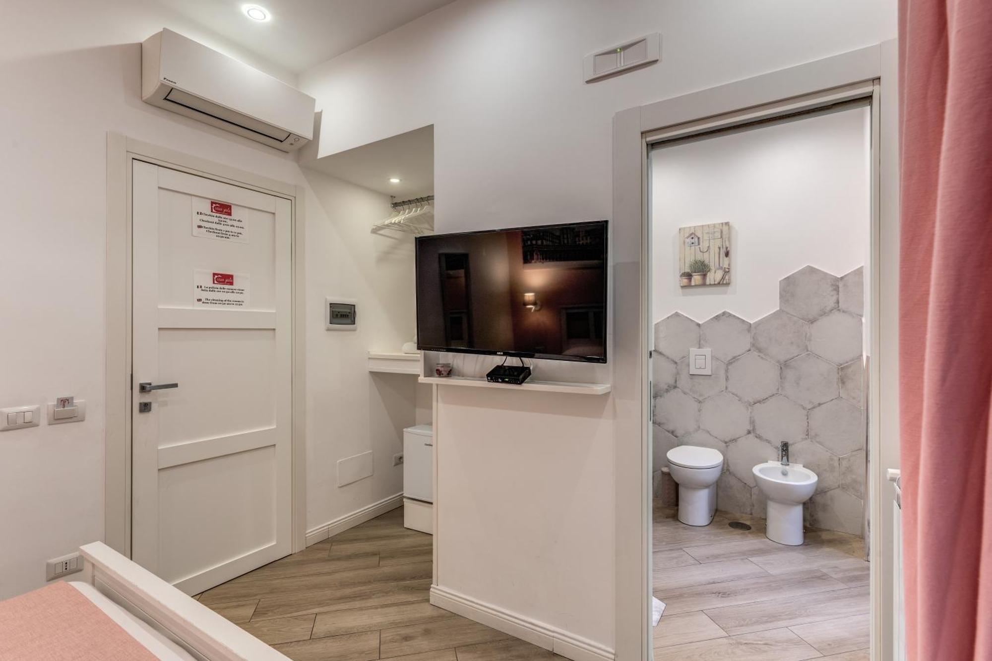 ナポリ Casa Galu' Bed & Breakfast エクステリア 写真